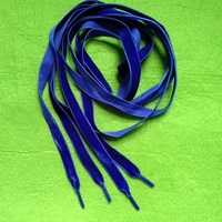 Vente en gros Personnalité créative personnalisée Lacets larges plats en velours sur une face Lacets moelleux