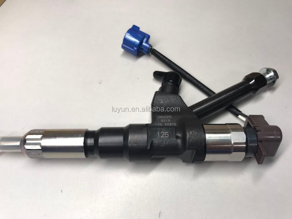 common rail injector 095000-5215 for HINO P11C 23670-E0351 SK450 095000-5212 095000-5214