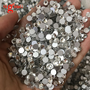 Diamantes de imitación con parte posterior plana brillante Piedras no calientes del mismo corte <span class=keywords><strong>Strass</strong></span> Precio a granel - Product Image 1