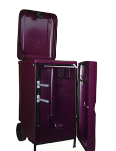 Caja de Plástico con Cerradura para Montura de Caballo - Product Image 1