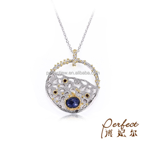 Handcrafted New <strong>Sodalite</strong> 925 Sterling Silver <strong>Necklace</strong> with Garnet - Product Image 2