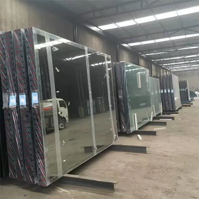 China Fabriek Groothandel 1.0-3.0mm Gekleurde Spiegel Glas