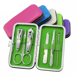 Wellflyer-Set de manicura de viaje para niñas, proveedor de productos de manicura y pedicura, 6 unidades - Product Image 1