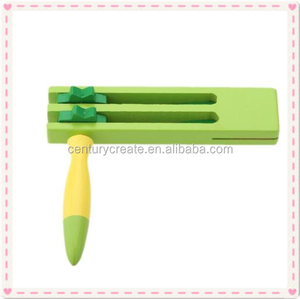 Clapet à main éducatif en bois pour enfants Tip-Top Noise Maker Toy - Product Image 2