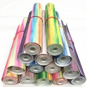 By the Yard <span class=keywords><strong>Tissu</strong></span> synthétique à rayures arc-en-ciel scintillant en faux <span class=keywords><strong>cuir</strong></span> pour la fabrication de sacs à nœud - Product Image 2