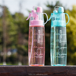 Beber una botella de agua al aire libre y gimnasio deportes joyshaker con spray - Product Image 1