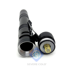 Nghiêm Trọng Lạnh <span class=keywords><strong>LED</strong></span> Bút Ánh Sáng Mini <span class=keywords><strong>LED</strong></span> Đèn Flash Đèn Flash Cắm Trại Chiến Thuật Đèn 2 * Alkaline Pin Pin Di Động Torch - Product Image 6