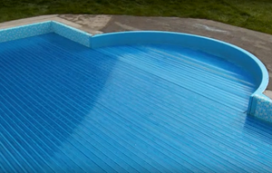 Rullo di copertura automatico per <span class=keywords><strong>piscina</strong></span> interrata retrattile <span class=keywords><strong>con</strong></span> <span class=keywords><strong>motore</strong></span> 12V - Product Image 5