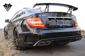 Nuovo Kit Carrozzeria Wide Body in FRP con Paraurti e Clip <span class=keywords><strong>Serie</strong></span> Black W204 per <span class=keywords><strong>Mercedes</strong></span>-Benz Classe <span class=keywords><strong>C</strong></span> W204 - Vendita Calda - Product Image 2