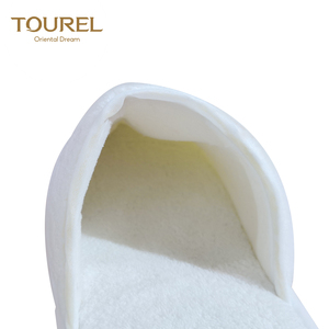 Yangzhou Anpassbare Einweg-Hotelslipper aus Korallenvlies mit Besticktem Logo - Product Image 6