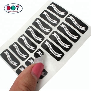 Pegatinas de papel autoadhesivas con logotipo de marca impreso personalizado de diseño privado, etiquetas para embalaje de ropa - Product Image 3