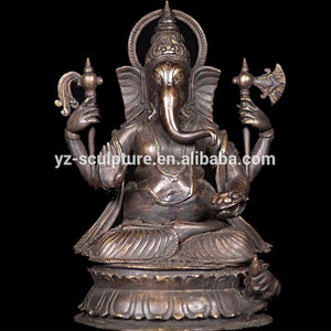 Religiosa ornamento latón estatua de Ganesh - Product Image 1