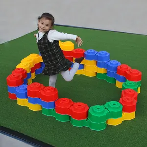 Fornitore Amazon bambini che costruiscono puzzle educazione giocattoli di plastica asilo gioco per bambini blocchi di costruzione giganti modulari