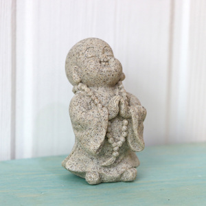 Estatua de Buda de piedra arenisca pequeña de 2,5 pulgadas, monje bonito para decoración del hogar, decoración de coche