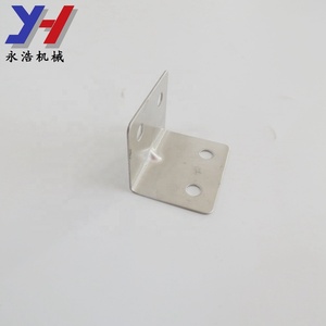OEM ODM personalizzato <span class=keywords><strong>Z</strong></span> metallo di figura staffa di mensola con fori