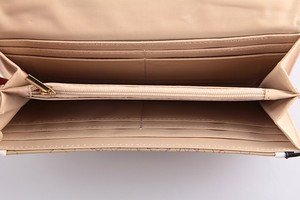 5286 Cartera para mujer con contraste de colores y acabado cocodrilo para toda las ocaciones, moderno , bonito y economico. - Product Image 5