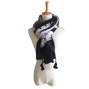 <span class=keywords><strong>2018</strong></span> Newset PRIMAVERA/otoño mujeres negro algodón flechas impresas borla flecos bufandas - Product Image 3