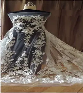 2019 elegante bordado de lantejoulas tecido de renda para o vestido