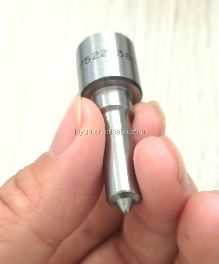 Diesel Fuel Injector Nozzle 04281859 DOP152P522-3898