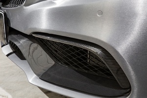 2015UP <span class=keywords><strong>Mercedes</strong></span> W205 C63 AMG ailerons de séparation de lèvre de pare-chocs avant en fibre de carbone état neuf - Product Image 4