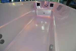 Mini <span class=keywords><strong>piscine</strong></span> autoportante moderne en fibre de verre <span class=keywords><strong>avec</strong></span> coque en acrylique blanche, <span class=keywords><strong>spa</strong></span> de nage pour hôtel, application de baignoire, fonction de massage - Product Image 5