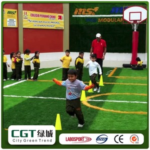 Caucho sintético <span class=keywords><strong>artificial</strong></span> durable interior usado relleno césped futsal fútbol tribunal 60mm/instalación <span class=keywords><strong>de</strong></span> fútbol <span class=keywords><strong>de</strong></span> interior - Product Image 1