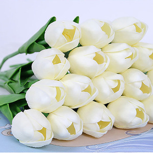 <span class=keywords><strong>Tulipano</strong></span> artificiale di seta del fiore di simulazione di tocco reale di vendita calda di alta qualità ZERO per la decorazione domestica della festa nuziale - Product Image 1