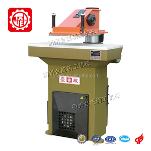 <span class=keywords><strong>เครื่อง</strong></span>ตัดไฮดรอลิกแบบมือหมุน รุ่น TW-520C ขนาดเล็ก พร้อมแขนหมุน สำหรับตัดหนัง - Product Image 2