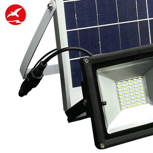 Projecteur LED Solaire de Fabricant d'Éclairage à Bas Prix IP65 10W 20W 30W 50W - Product Image 5