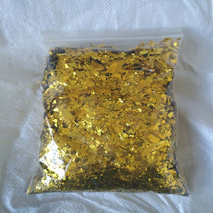 Coriandoli Dorati Irregolari in Foglia Metallica all'Ingrosso - Product Image 3