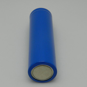 şarj edilebilir li ion pil 18650 3.7V 2200 mAh - Product Image 2
