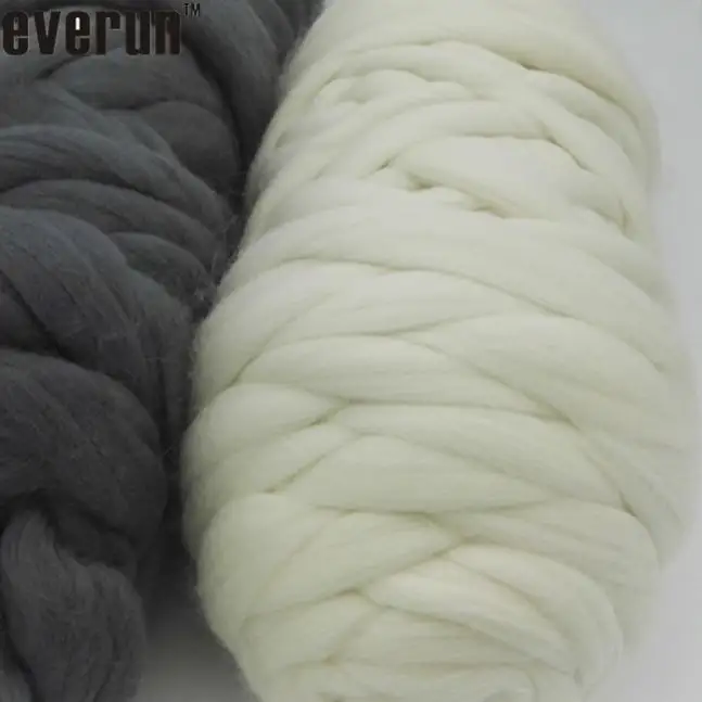 Dalam stok benang rajutan super chunky raksasa 120 merino wol besar untuk rajutan tangan dari lempar