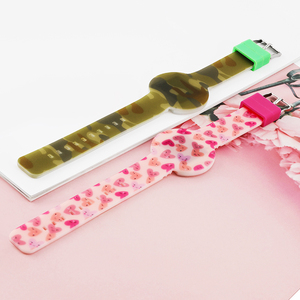 Colorful OEM di Fabbrica Arabo Fronte Della Vigilanza Dei Bambini Da Polso Per Bambini Della Vigilanza Del Silicone Migliore Regalo LED per I Bambini Del Fumetto 2020 Digitale ABS - Product Image 5
