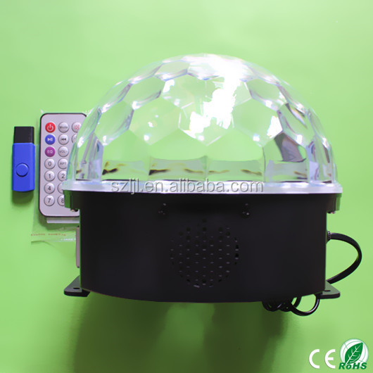 Lecteur MP3 et Télécommande 3 W LED Lumière Magique Filature Balle lumière
