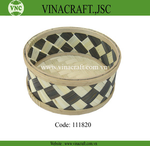 <b>Small</b> Round Bamboo <b>Gift</b> <b>Box</b> with Carved Technique Elegant Home Decoration for Holidays Bamboo Crafts Product - Product Image 2