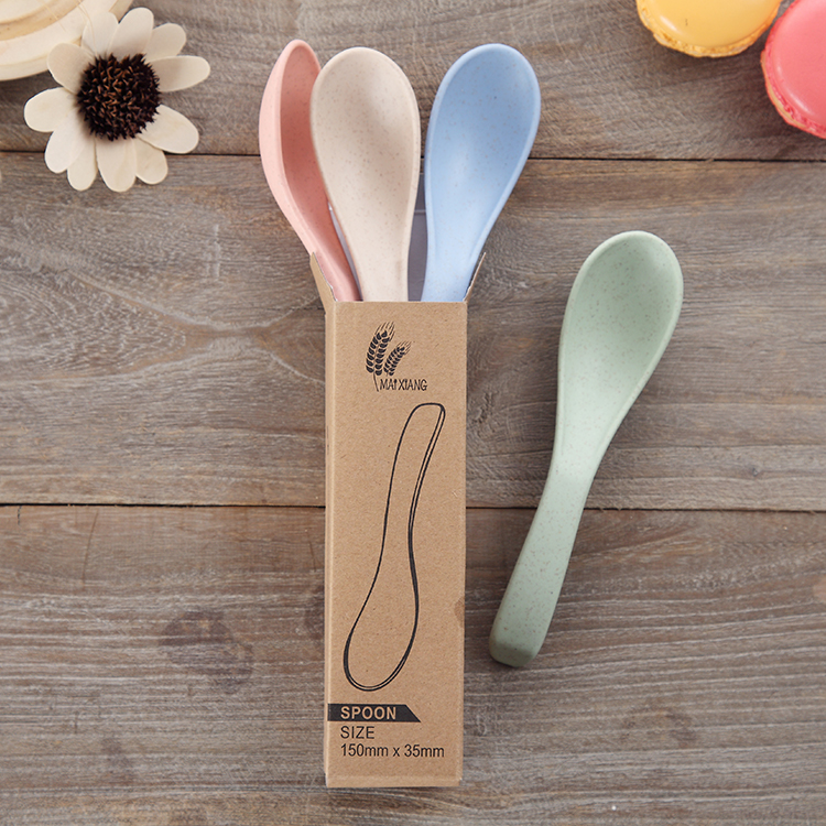 Juego de cucharas de colores