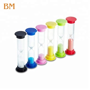 wholesale 1 hour sand timer for decorating kinds game gift hourglass with yellow color sand hourglass