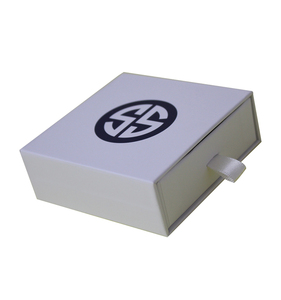 Boîte <span class=keywords><strong>blanche</strong></span> noir à chaud en argent logo emballage boîte à bijoux boîtes en carton de papier ruban sortir - Product Image 3