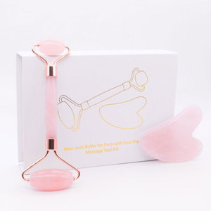2019 Anti-Vieillissement Thérapie Néphrite Pierre <span class=keywords><strong>Rose</strong></span> <span class=keywords><strong>Quartz</strong></span> <span class=keywords><strong>Rose</strong></span> <span class=keywords><strong>Gua</strong></span> <span class=keywords><strong>Sha</strong></span> Massage Naturel Jade Rouleau pour <span class=keywords><strong>le</strong></span> Visage - Product Image 1