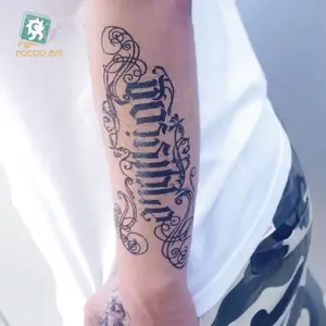 Tatuagem falsa temporária de mão para homens e mulheres, temporária de braço inteiro de letras personalizadas e à prova d'água