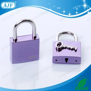 2017 AJF Nuovo arrivato 40mm di alta qualità elettroforesi viola quadrato di colore Love Lock U, Penang Hill