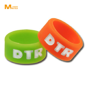 Anillos de Silicona Personalizados con Logotipo Grabado/En Relieve, Opciones de Color Pantone, Tamaños Personalizables, Marca MTX, Rosa/Verde/Rojo - Product Image 2