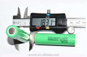 2016 <span class=keywords><strong>Samsung</strong></span> <span class=keywords><strong>ICR18650</strong></span>-22FM 18650 2200 mAh batería recargable para cigarros - Product Image 3
