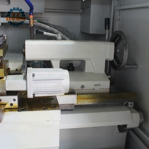 CK6136A Venta caliente Torno de <span class=keywords><strong>CNC</strong></span> Torno <span class=keywords><strong>Mazak</strong></span> <span class=keywords><strong>CNC</strong></span> Torno precio hidráulico Chuck - Product Image 6