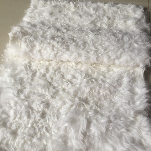 Plaque en fourrure d'agneau pour cheveux, blanche, naturelle et bouclée, 1 pièce - Product Image 5