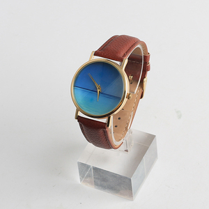 Mode OEM, cadran coloré, montre analogique à quartz avec bracelet en cuir pour femmes, logo personnalisé