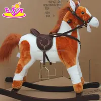 Оптовая продажа модной детской деревянная лошадка-качалка игрушка W16D069