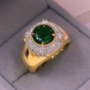 Anello da uomo di lusso CZ verde zircone di alta qualità colore oro gioielli da sposa anello di fidanzamento misura 7-12