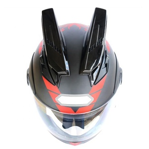 Doppia lente del motociclo corno casco con costruito in dente blu