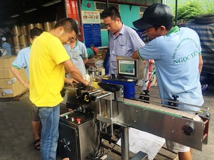 Máy Dán Nhãn Tự Động Tốc Độ Cao TBK-630 Cho Chai Nước Tinh Khiết - Product Image 6